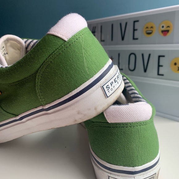 Sport casual slip Ons green shoes - Picture 3 of 4